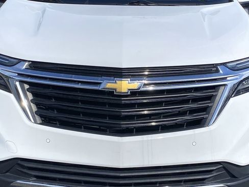 Used 2024 Chevrolet Equinox LT image 9