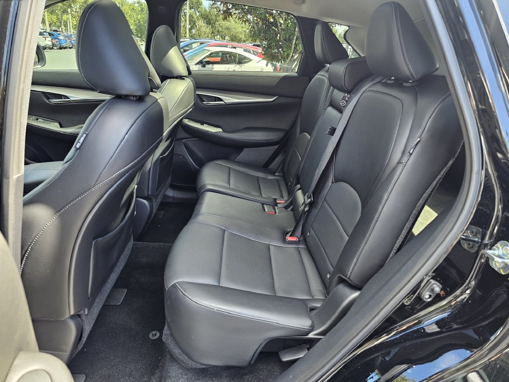 Used 2023 INFINITI QX50 Luxe FWD image 16