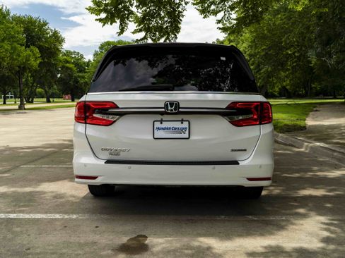 Used 2023 Honda Odyssey Touring image 8
