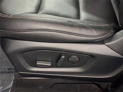 Certified 2020 Ford Explorer XLT w/ Equipment Group 202A image 5