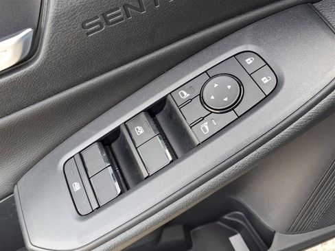 New 2026 Nissan Sentra SV image 19