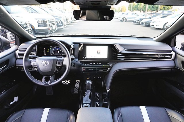 Used 2026 Toyota Camry SE w/ Convenience Package FWD image 27