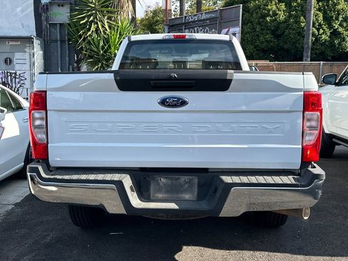 Used 2022 Ford F250 XL w/ Power Equipment Group RWD image 5