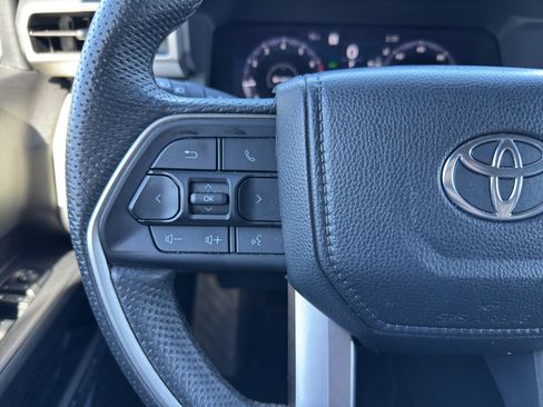 Used 2024 Toyota Tacoma TRD Off-Road image 23