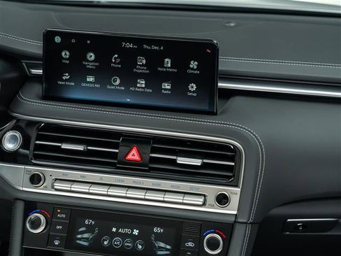 New 2026 Genesis G70 2.5T image 24