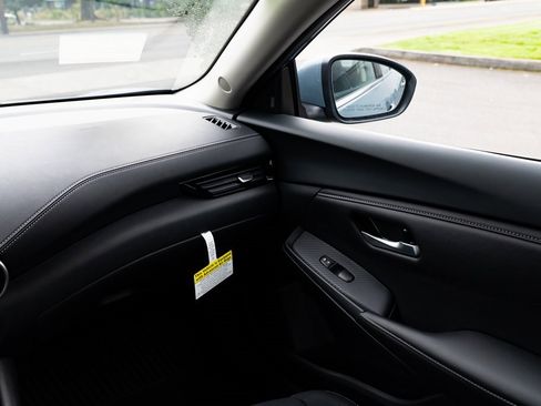 New 2025 Nissan Sentra SV w/ All-Weather Package image 10