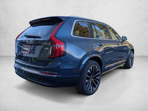 New 2026 Volvo XC90 T8 Plus w/ Protection Package Premier AWD/4WD image 2