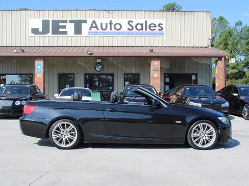 Used 2013 BMW 335i Convertible image 14