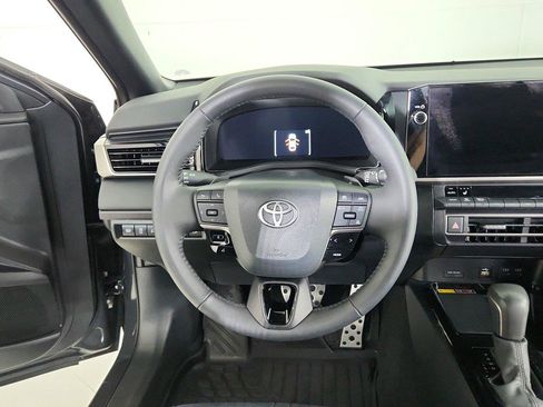Used 2026 Toyota Camry XSE FWD image 19