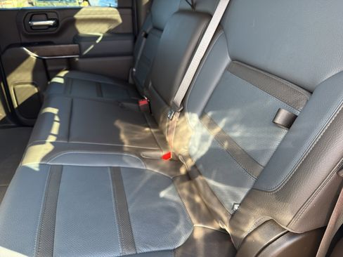 Used 2023 GMC Sierra 2500 Denali image 10