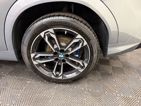Used 2025 BMW X2 xDrive28i w/ M Sport Package AWD/4WD image 24