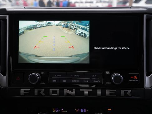 Used 2025 Nissan Frontier SV w/ SV Convenience Package image 26