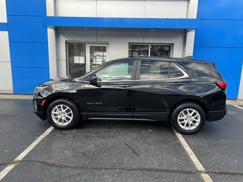 Used 2023 Chevrolet Equinox LT image 11