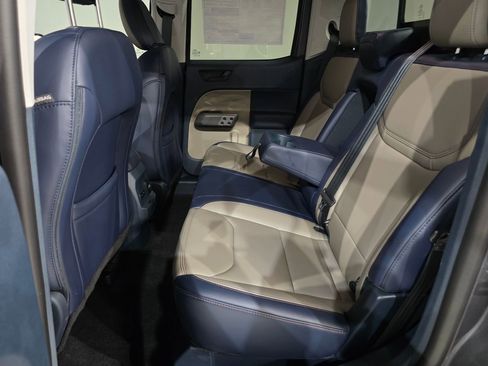 New 2025 Ford Maverick Lariat w/ 4K Tow Package AWD/4WD image 36