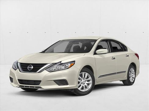 Used 2016 Nissan Altima 2.5 S w/ Power Driver Seat Package FWD image 1