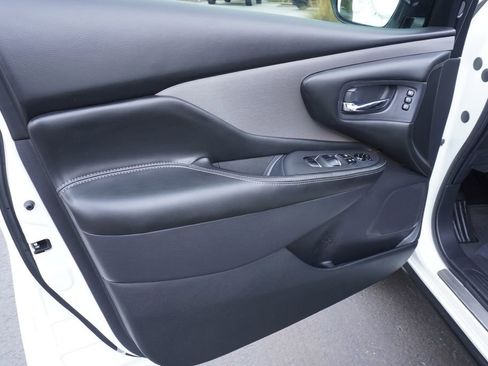 Certified 2020 Nissan Murano SL w/ Moonroof Package image 15