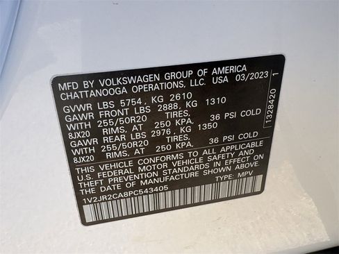 Used 2023 Volkswagen Atlas SE image 31