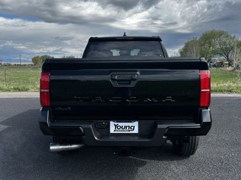 New 2025 Toyota Tacoma SR5 image 5