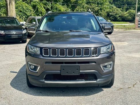Used 2018 Jeep Compass Limited w/ Navigation Group AWD/4WD image 2