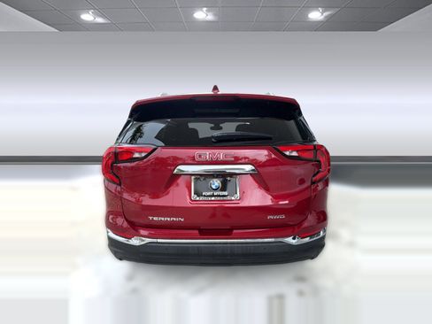 Used 2019 GMC Terrain SLT w/ Preferred Package AWD/4WD image 9