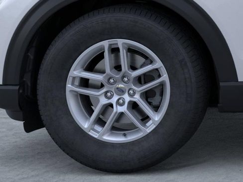 New 2026 Ford Explorer Active RWD image 19
