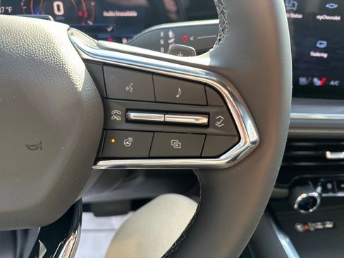 New 2026 Chevrolet Suburban Premier image 30