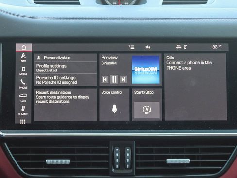 Used 2021 Porsche Cayenne Base image 14