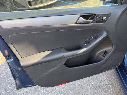 Used 2017 Volkswagen Jetta S FWD image 10