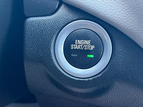 Used 2019 Chevrolet Equinox LT AWD/4WD image 19
