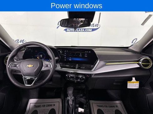New 2026 Chevrolet Trax LT w/ Driver Confidence Package FWD image 9