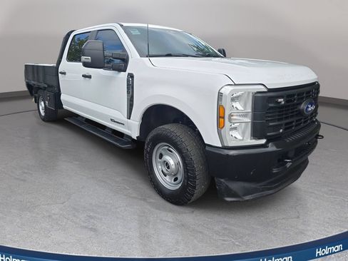 Used 2024 Ford F250 XL AWD/4WD image 4