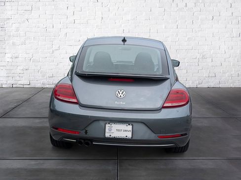 Used 2019 Volkswagen Beetle 2.0T SE FWD image 6