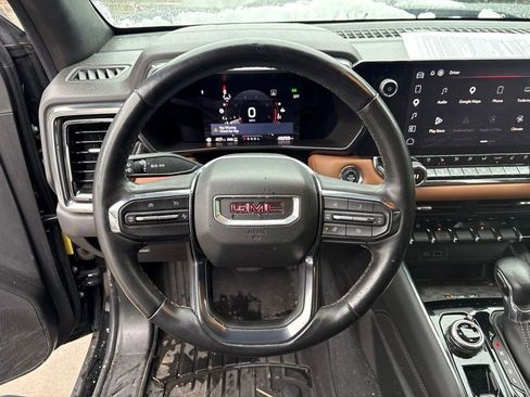 Used 2023 GMC Canyon AT4 w/ AT4 Premium Package AWD/4WD image 13