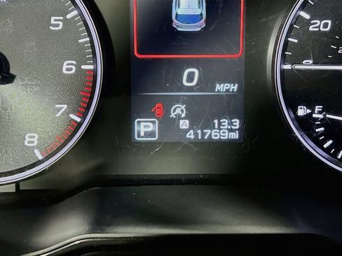 Used 2024 Subaru Outback Premium AWD/4WD image 11