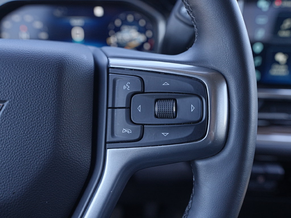 Used 2025 Chevrolet Silverado 2500 LT AWD/4WD image 35