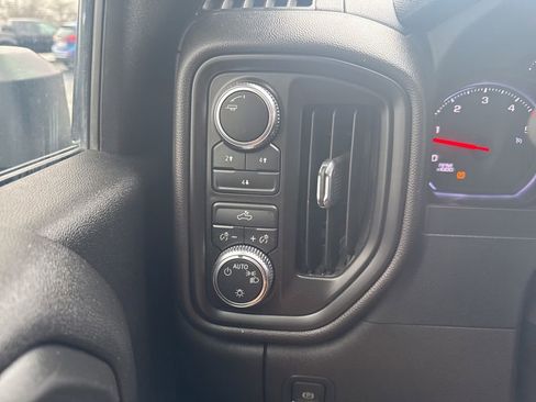 Used 2023 GMC Sierra 3500 Pro w/ Convenience Package image 24