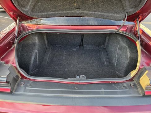 Used 2023 Dodge Challenger SXT image 10