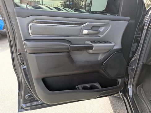Used 2019 RAM 1500 Big Horn image 18