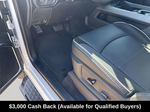 New 2026 RAM 2500 Laramie w/ Night Edition AWD/4WD image 33