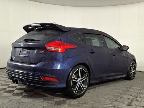 Used 2016 Ford Focus ST w/ Equipment Group 401A image 9