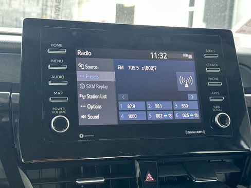 Used 2023 Toyota Camry SE image 16