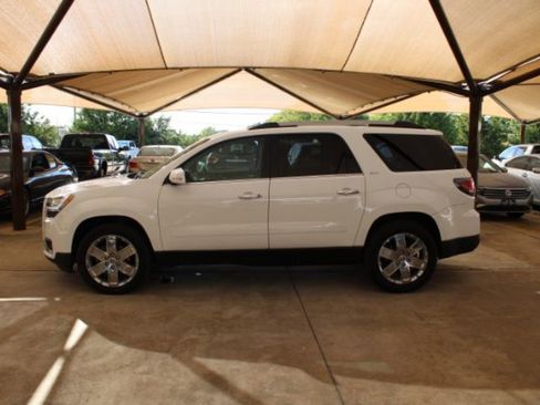 Used 2017 GMC Acadia Limited SLT image 4