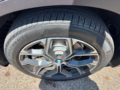 Used 2021 BMW X1 xDrive28i AWD/4WD image 13
