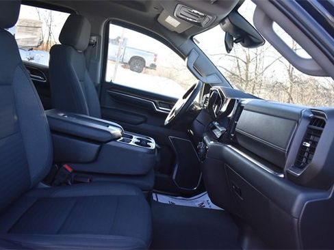 Used 2023 Chevrolet Silverado 1500 LT Trail Boss image 14