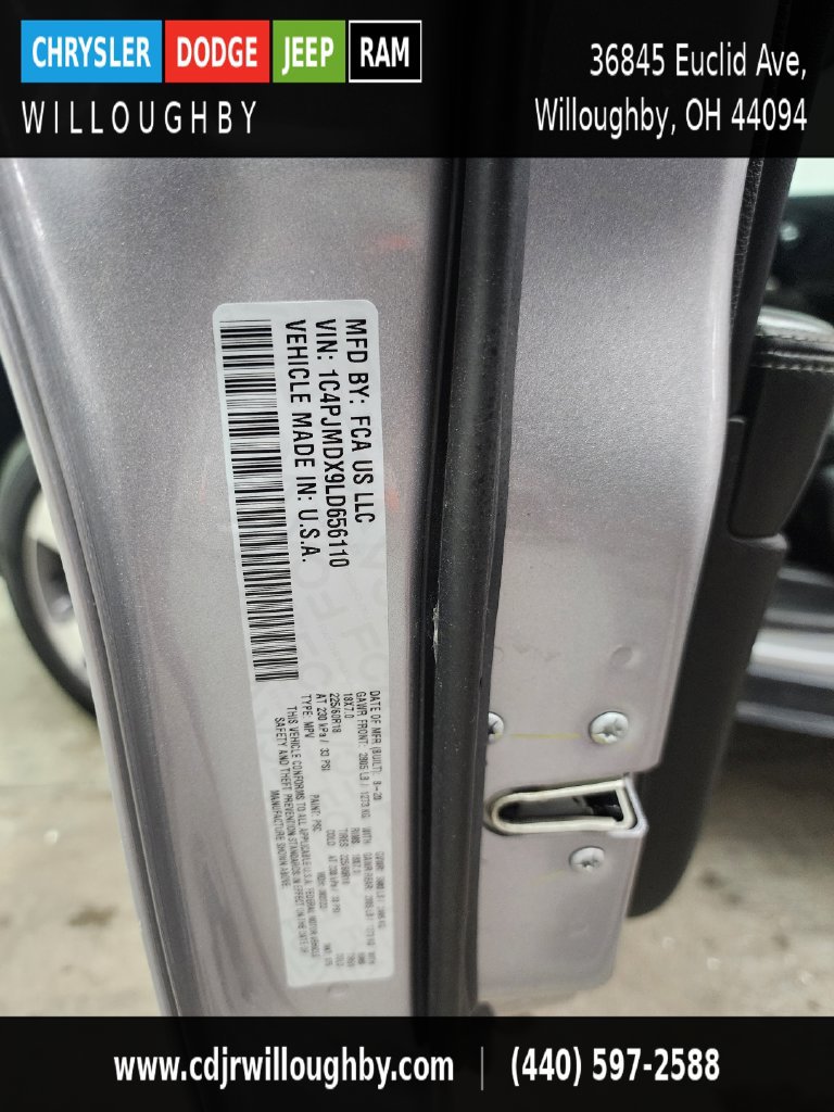 Used 2020 Jeep Cherokee Limited w/ Advanced Safety Group AWD/4WD image 43
