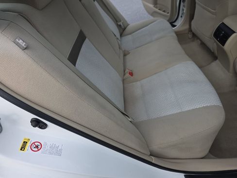 Used 2012 Toyota Camry XLE image 15