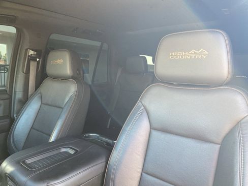 Used 2022 Chevrolet Tahoe High Country image 28