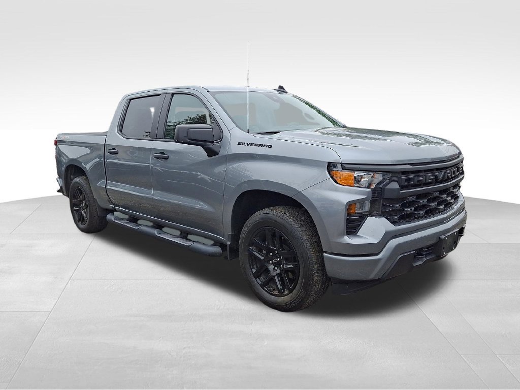 Used 2024 Chevrolet Silverado 1500 Custom AWD/4WD image 1