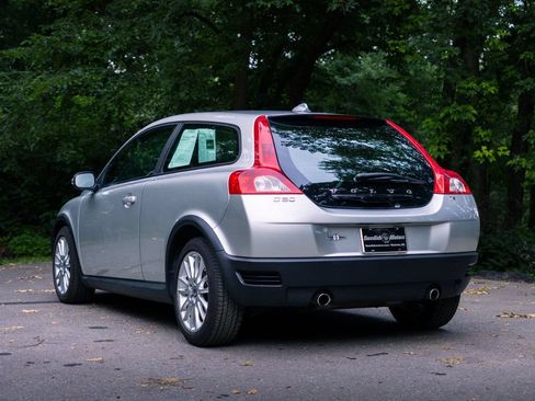 Used 2010 Volvo C30 T5 FWD image 7