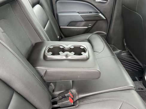 Used 2018 Chevrolet Colorado Z71 image 16